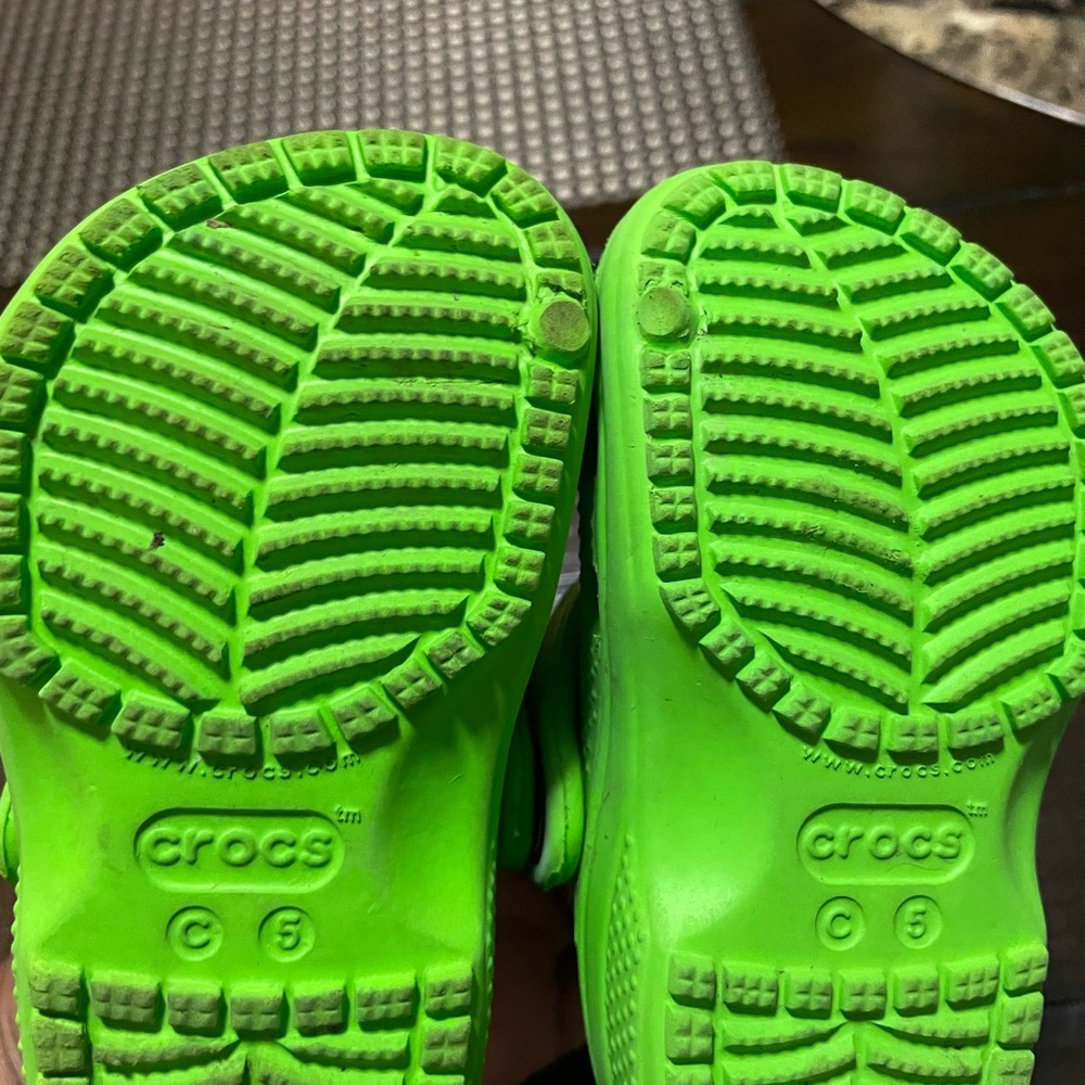 Crocs SOLD - Picture 2 of 3